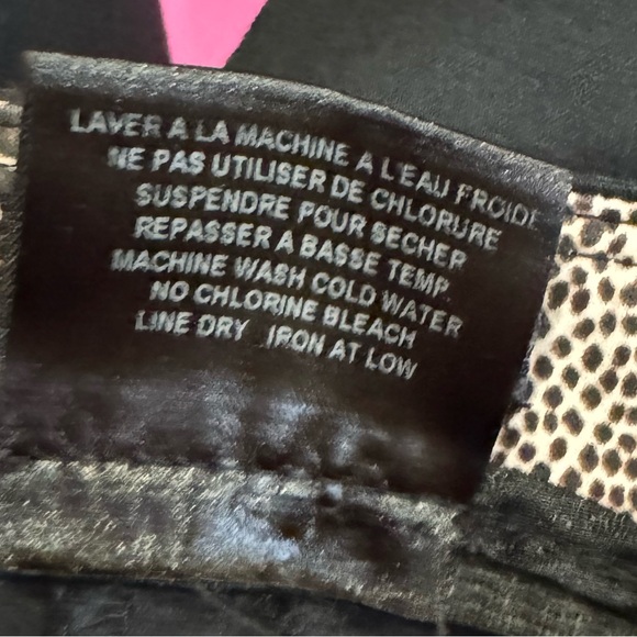 🚌🚍3/$30 Vintage Y2K Claudia ev Black Bermuda shorts size 12 - Picture 5 of 5